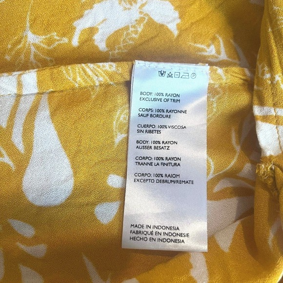 Cleobella X REVOLVE Bonita | XS | Yellow Floral Wrap Mini Dress Flutter Sleeve - Picture 7 of 9